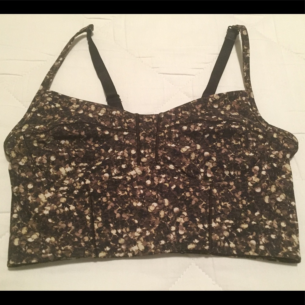 Lululemon sports bra size small